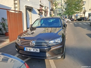 Vând Volkswagen touareg