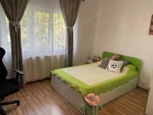 Vand apartament 2 camere, etaj 3 - imagine 7
