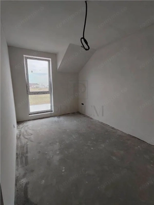 Duplex modern - spatios - personalizare interioara - canalizare - asfalt - imagine 13