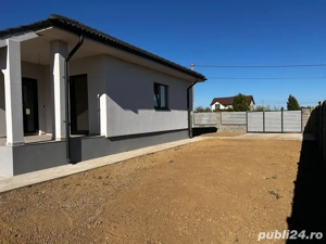 Casa individuala cu 4 camere de vanzare in localitatea Sag, zona Manastire - imagine 8