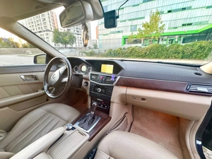 Mercedes-Benz E-Class E250 CDI 204 CP   7 locuri   Elegance   Automat