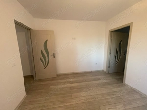 Apartament cu două camere de vânzare  - imagine 6
