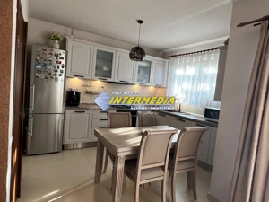 Casa noua de vanzare 120 mp finisata complet ideala pentru o familie in Alb Iulia - imagine 2