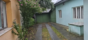 De vânzare o jumătate de Casă  - imagine 2