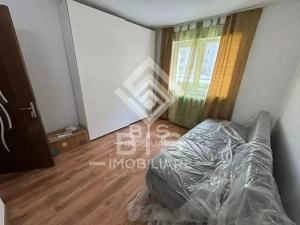 Apartament 3 camere, etaj 1/4 zona NORD, 65mp - imagine 4