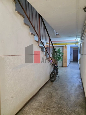 Apartament spațios cu 4 camere Crangasi - imagine 2