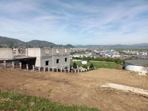 Teren in zona bazinelor de apa - Deva 700 - imagine 5