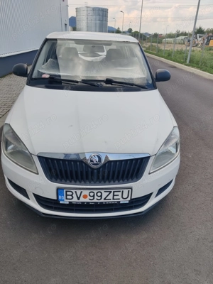 Skoda Fabia 2013, 1.2, benzina, imbunatatiri, 207000 km, navigatie, camera mansalier 3600 Eur - imagine 18 Skoda Fabia 2013, 1.2, benzina, imbunatatiri, 207000 km, navigatie, camera mansalier 3600 Eur - imagine 18