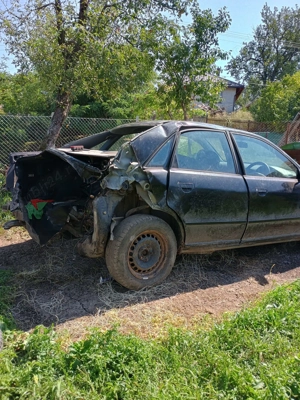 Dezmembrez Audi A 4, B5 - imagine 5