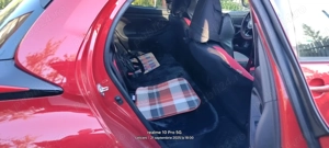 Vând Toyota Yaris 1.5