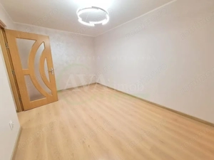 Apartament 3 camere, Renovat 2025, MODERN, etaj 3,Bacau - imagine 3