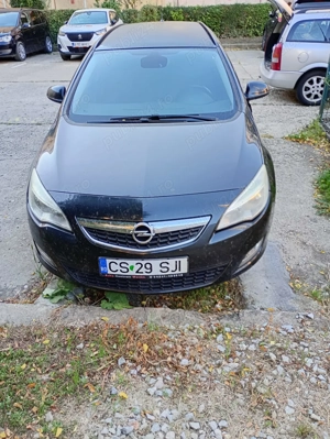 De vanzare Opel Astra Sport Tourer - imagine 3 De vanzare Opel Astra Sport Tourer - imagine 3