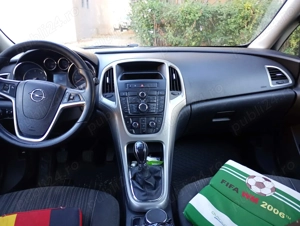 De vanzare Opel Astra Sport Tourer - imagine 5 De vanzare Opel Astra Sport Tourer - imagine 5