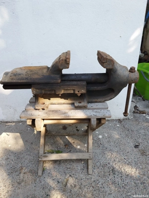 Menchină de banc - imagine 3