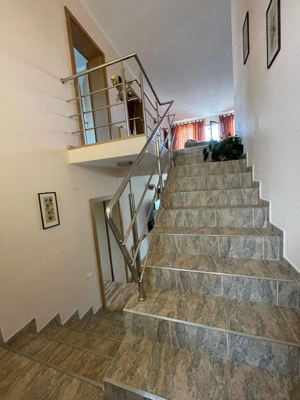 Proprietar vând Proprietate versatilă: locuință, cabinet sau pensiune etc - imagine 10