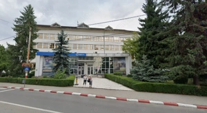 Închiriere spațiu comercial 320 mp - ultracentral - lângă Primăria Mun. Tg. Jiu