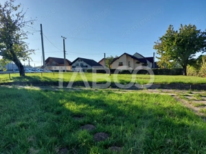 Teren intravilan 1298  mp PUZ toate utilitatile zona buna Cisnadie - imagine 3