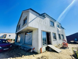 Vanzare casa cuplata cu panorama 156 mp utili, 2 garaje zona Dambul Rotund - imagine 3
