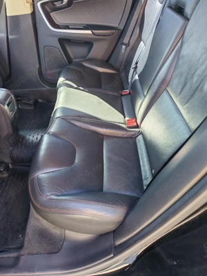 Vand Volvo XC60-AWD D3 - imagine 6