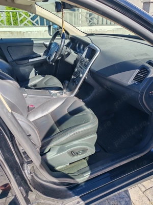 Vand Volvo XC60-AWD D3 - imagine 9