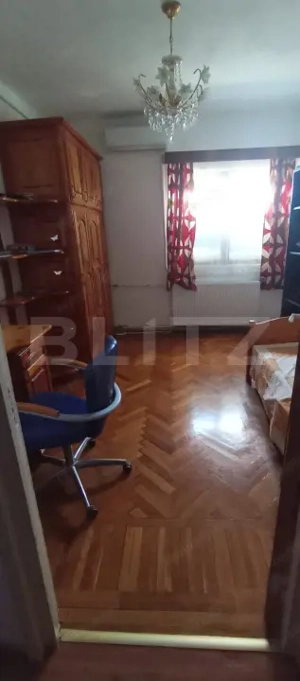 Apartament 4 camere, 82 mp ,3 balcoane inchise + boxa, zona Sud - imagine 14