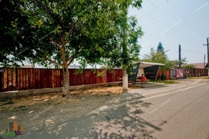 Imobil P+1E, 284mp, teren 1108 mp, deschidere mare pe 2 strazi, pozitie Centrala. - imagine 2