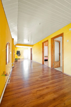 Imobil P+1E, 284mp, teren 1108 mp, deschidere mare pe 2 strazi, pozitie Centrala. - imagine 10