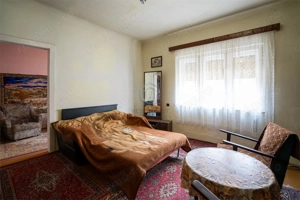 Casa singur in curte cu acces auto si teren 993 mp in Iosia.  - imagine 2 Casa singur in curte cu acces auto si teren 993 mp in Iosia.  - imagine 2