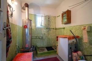 Casa singur in curte cu acces auto si teren 993 mp in Iosia.  - imagine 5 Casa singur in curte cu acces auto si teren 993 mp in Iosia.  - imagine 5