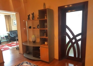 PUNCTELE CARDINALE - CENTRAL - 3 CAMERE - 2 BAI - CENTRALA PROPRIE - CLIMA - ETAJ 3 - BOXA - imagine 7 PUNCTELE CARDINALE - CENTRAL - 3 CAMERE - 2 BAI - CENTRALA PROPRIE - CLIMA - ETAJ 3 - BOXA - imagine 7