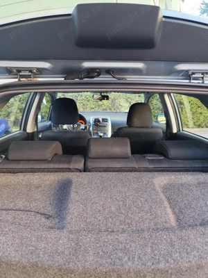 Vând autoturism Toyota Auris 