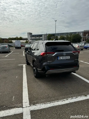 Vând Toyota RAV4 Hibrid 2020 - imagine 3