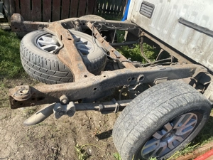 Dezmembrez Nissan Navara D40 3.0 V6 - imagine 2