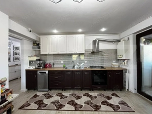 Apartament cu 4 camere - Rediu - imagine 12 Apartament cu 4 camere - Rediu - imagine 12