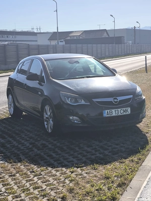 Opel Astra J 2012 - imagine 2 Opel Astra J 2012 - imagine 2