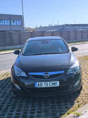 Opel Astra J 2012