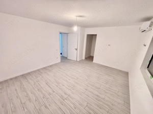 vand casa 3 camere 2 bai , 1 balcon, 1 terasa , 2 locuri parcare , 2 aer conditionat  - imagine 6