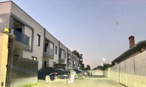 vand casa 3 camere 2 bai , 1 balcon, 1 terasa , 2 locuri parcare , 2 aer conditionat 