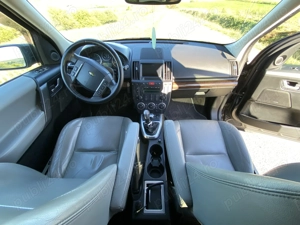 Land Rover Freelander 2 HSE TD4e - imagine 8