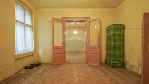 Clădire pt clinică stomatologică 10 camere, S + P + E, teren 282 mp - imagine 17