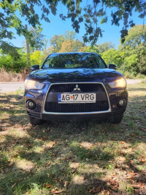 Mitsubishi outlander  - imagine 2