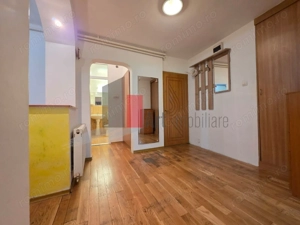 Apartament spațios cu 4 camere Crangasi - imagine 7