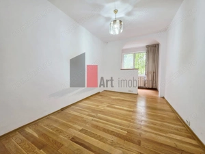 Apartament spațios cu 4 camere Crangasi - imagine 4