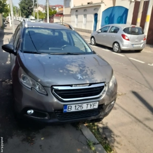 vând  Peugeot 2008 1.2 benzina caroserie suv 105 000 km  - imagine 3
