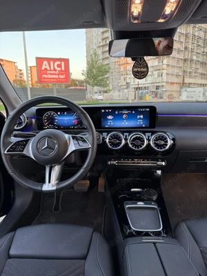 Vand Mercedes-Benz A180 Mild-Hybrid 2024 - imagine 8