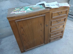 Mașină electrică de cusut nemteasca perfect funcțională 