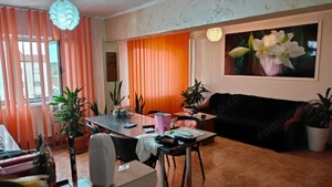 Apartament 3 camere decomandat, 65 mp, zona Bals