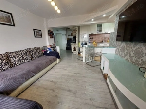 Vand Ap 2 camere, ultracentral, modern -complet mobilat și utilat. - imagine 4