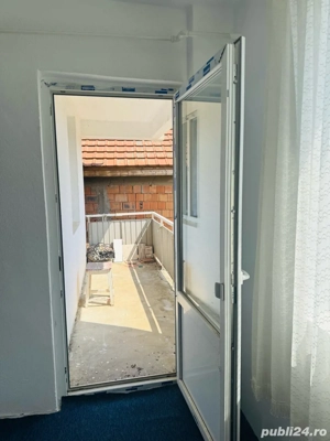 Vând apartament spațios de 75 m  în Zadareni - imagine 5