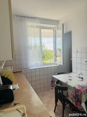 Vând apartament spațios de 75 m  în Zadareni - imagine 4